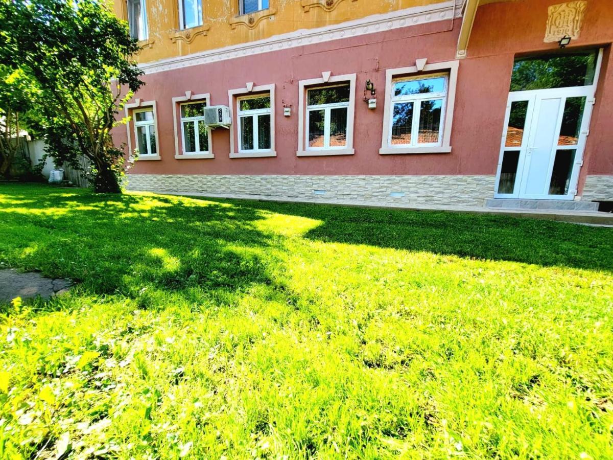 Appartamento The Perfect Recharge Spot Braşov Esterno foto